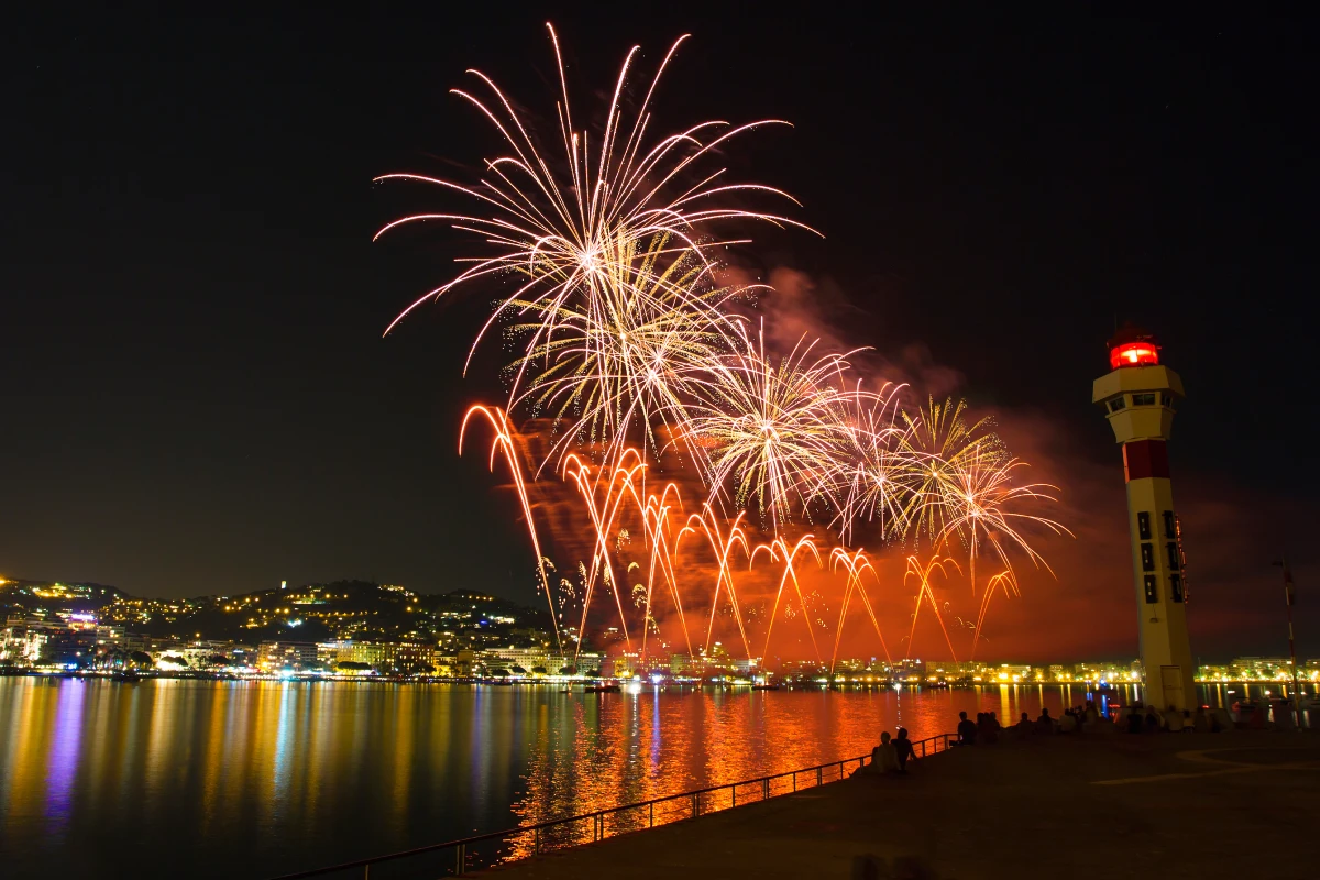 Festival d’Art Pyrotechnique de Cannes 2026 : six soirées de feux d’artifice dans la baie de Cannes