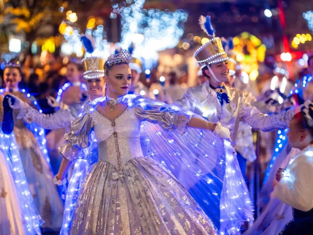 Nice se prépare à accueillir la plus grande parade de Noël du sud de la France le dimanche 6 décembre 2026.