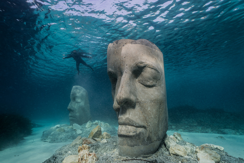 Sculptures de l’artiste Jason deCaires Taylor - écomusée sous-marin de Cannes aux abords de l’île Sainte-Marguerite