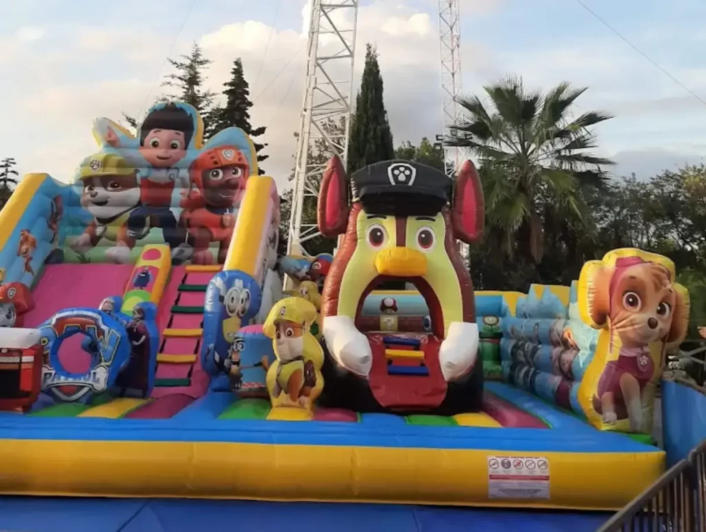Antibes Land parc d'attraction sur la Cote d'Azur
