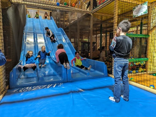 Salle jeux enfant indoor Cote azur