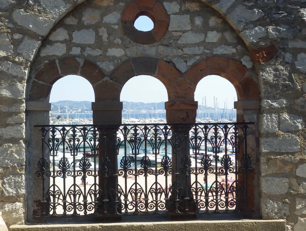 Chateau Mandelieu 06