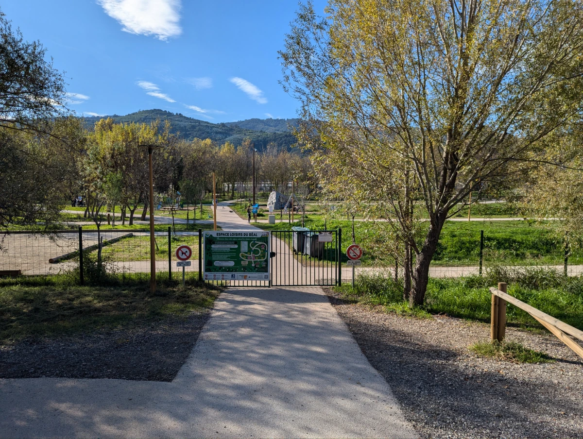 Parc pour enfants Roquette sur Siagne