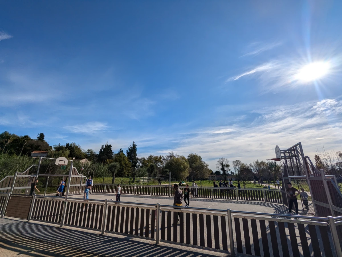 Terrain sport 06 La Roquette