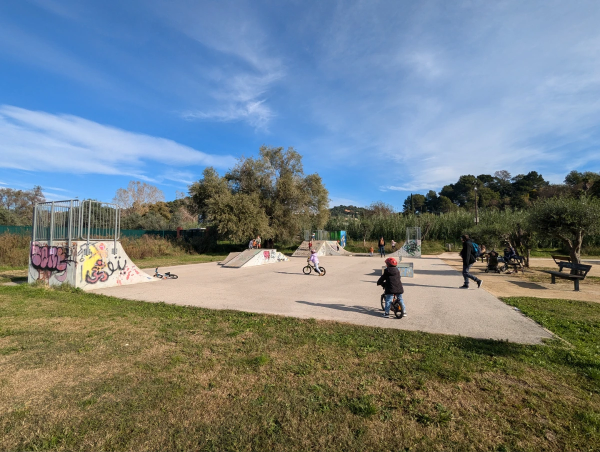 Parc Béal La Roquette sur Siagne 06