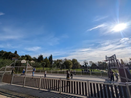 Terrain sport 06 La Roquette