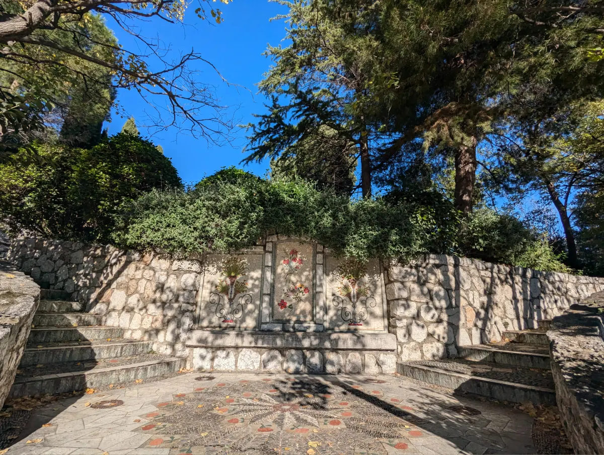 fouille archéologique colline château Nice Cote Azur
