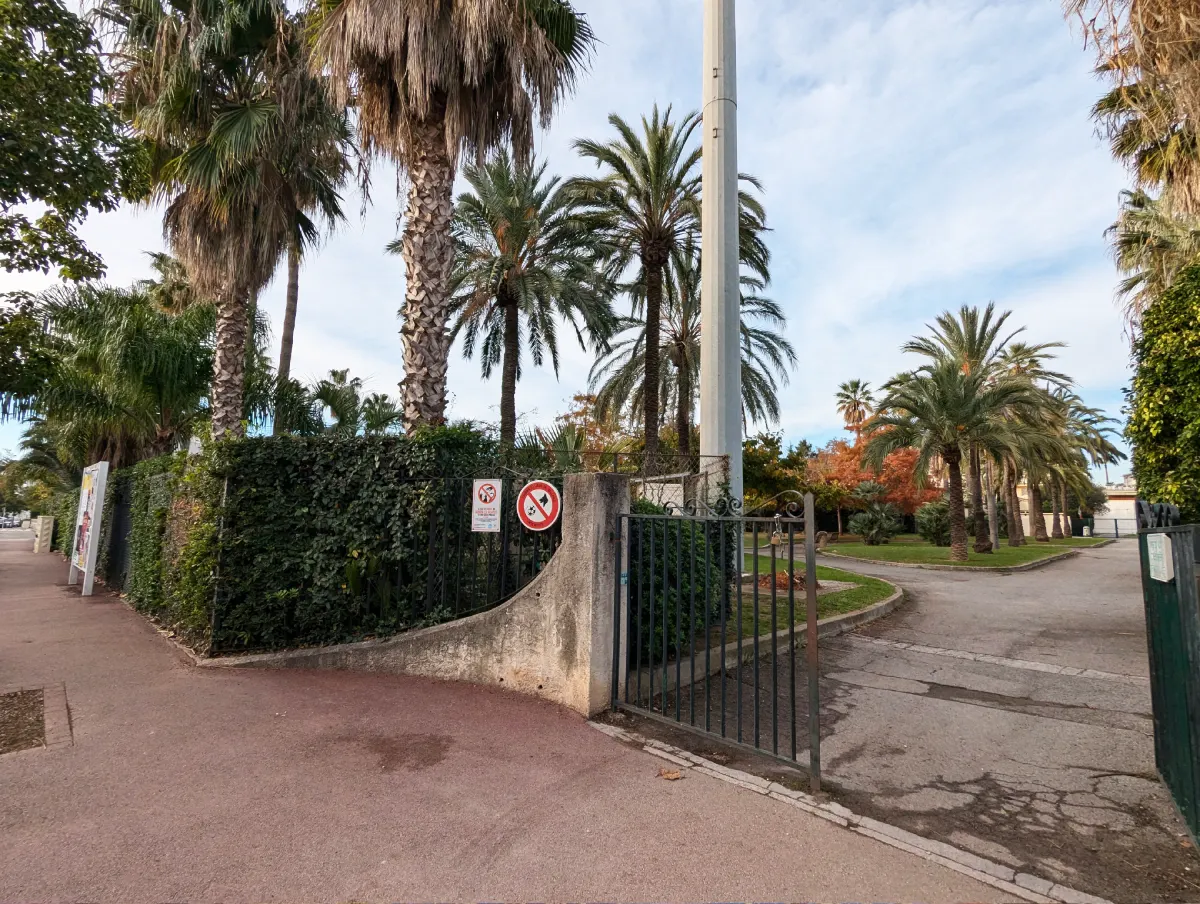 Square Hespérides Cannes