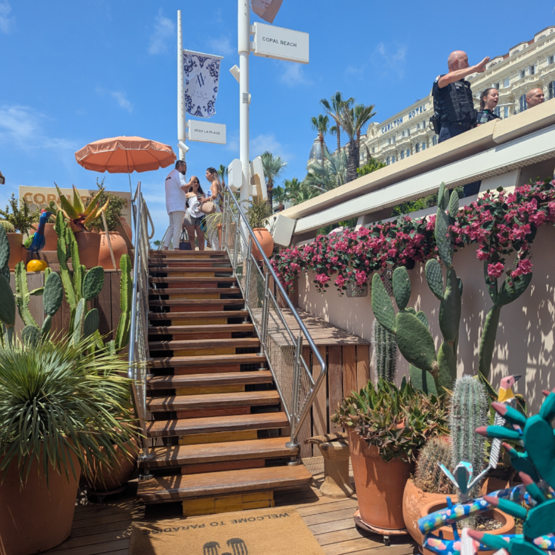 Copal Beach Cannes Restaurant