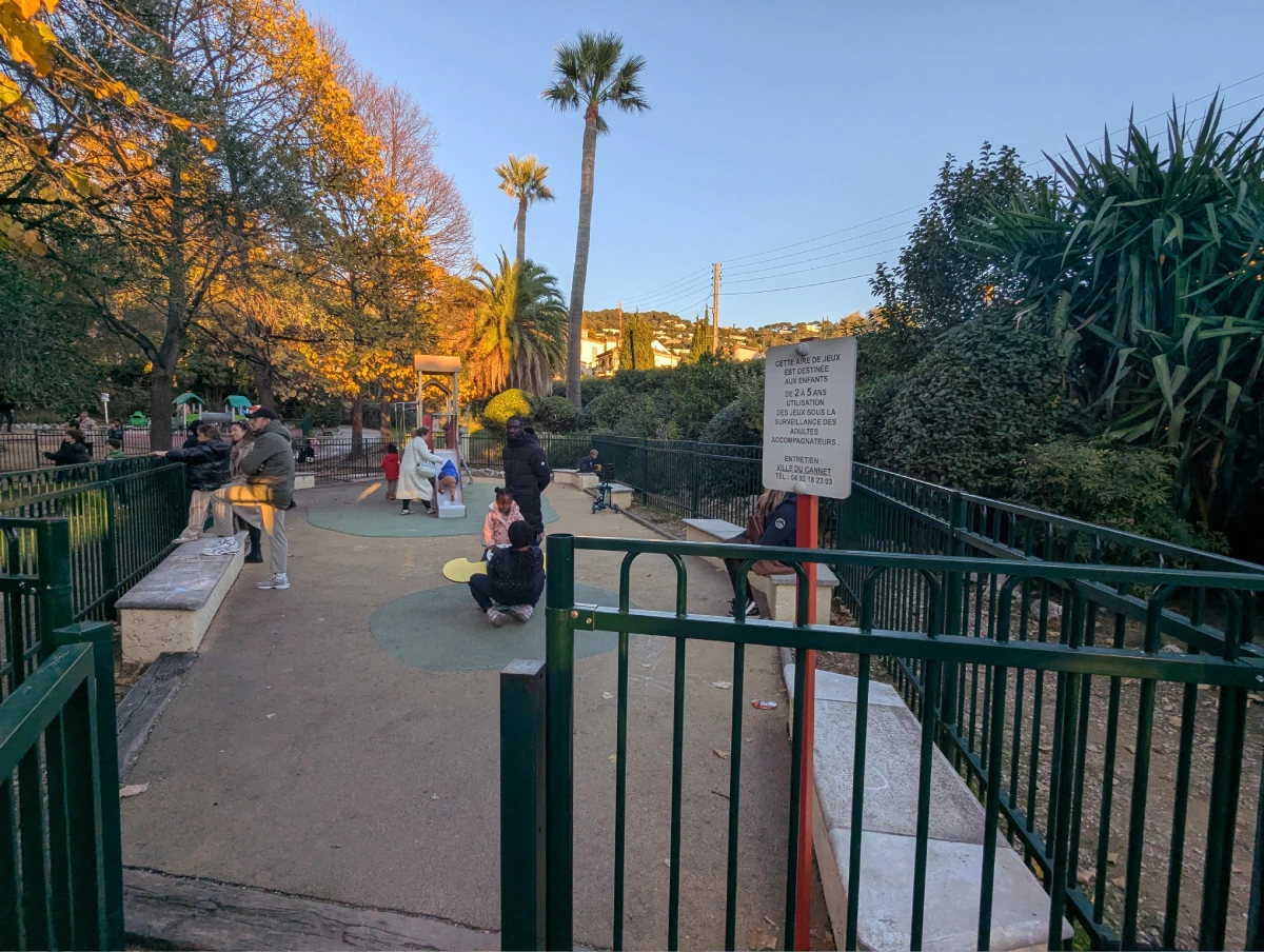 Aire de jeux enfants Le Cannet 06 Tivoli