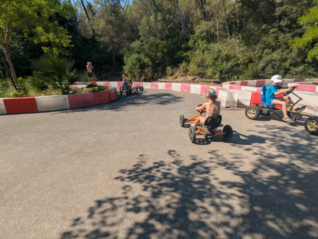 Village des fous Karting Villeneuve Loubet