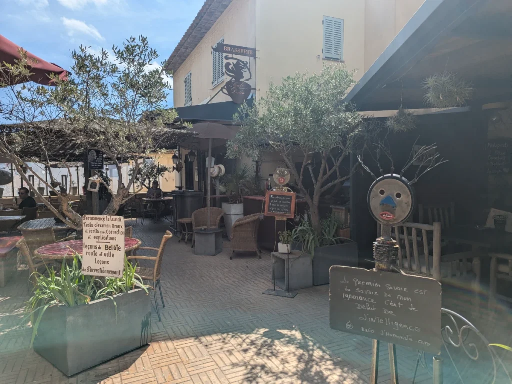 Restaurant Café Latin Valbonne