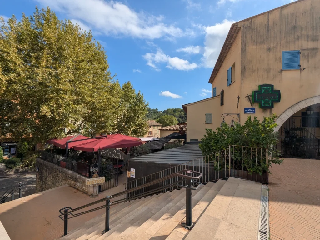 Restaurant Café Latin Valbonne